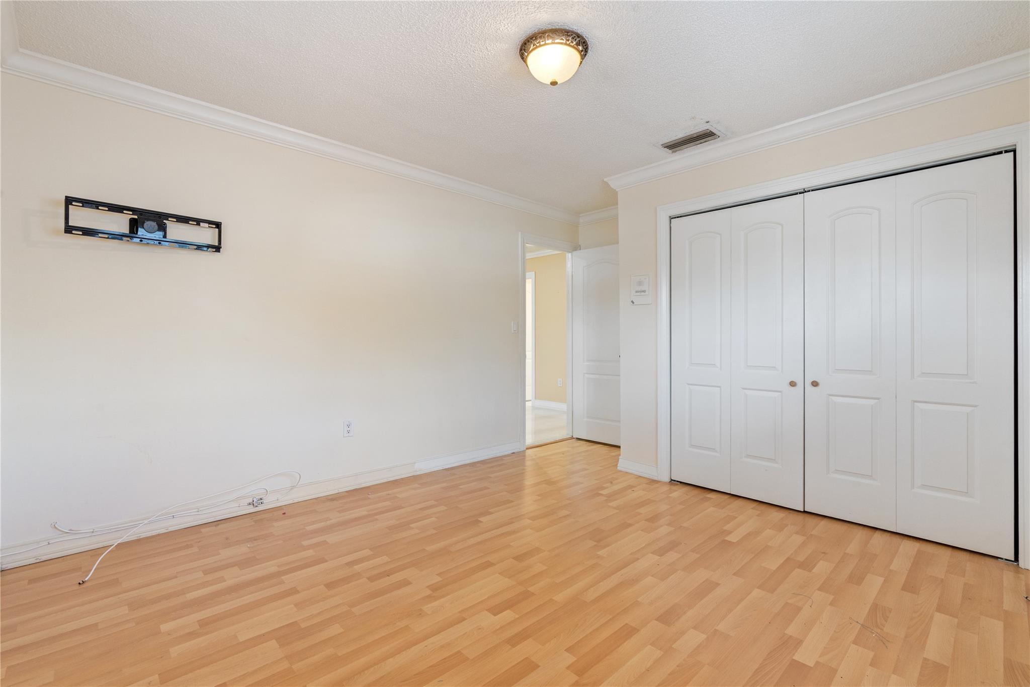 8235 NW 164th St Miami Lakes, FL 33016