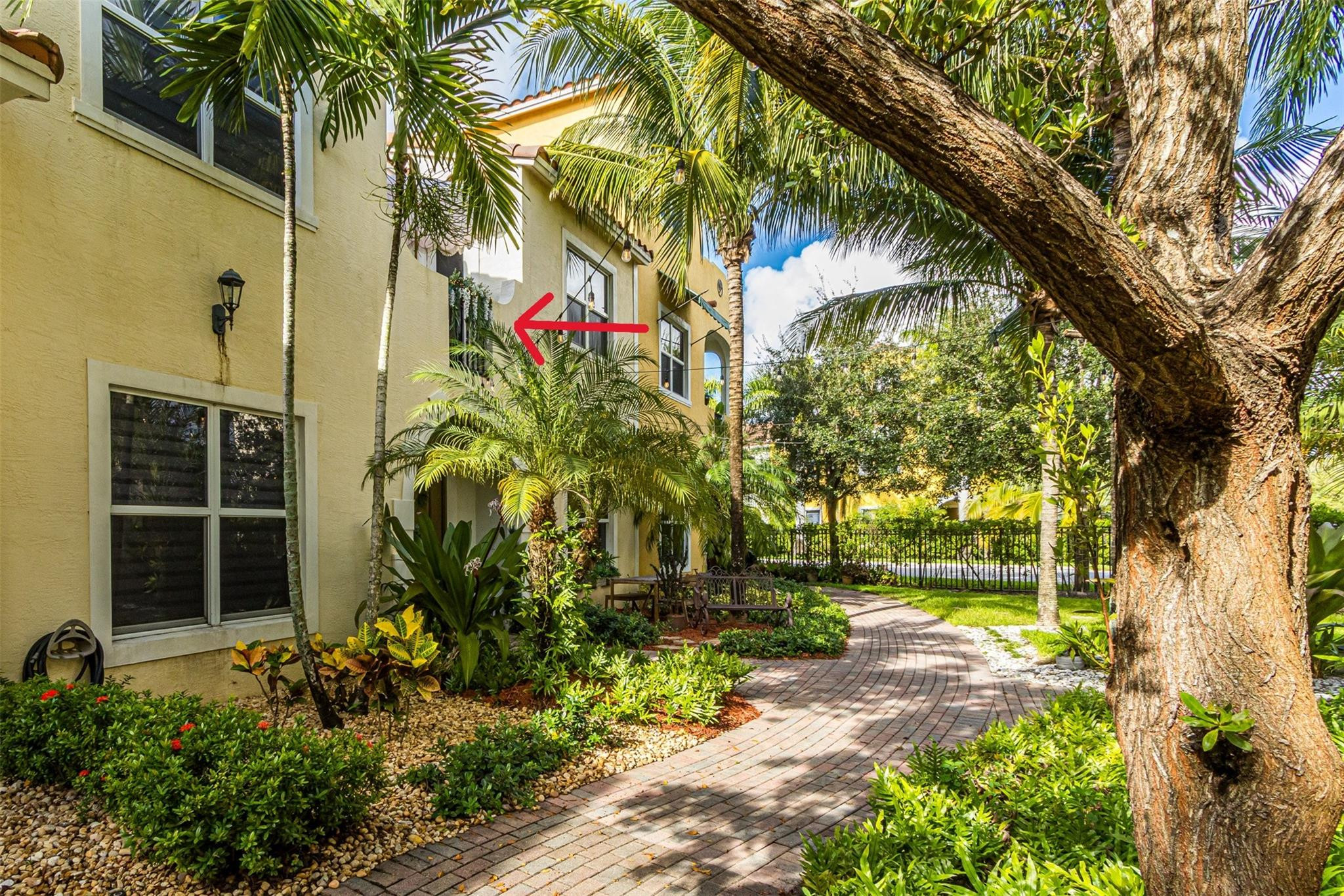 12467 NW 17th Pembroke Pines, FL 33028