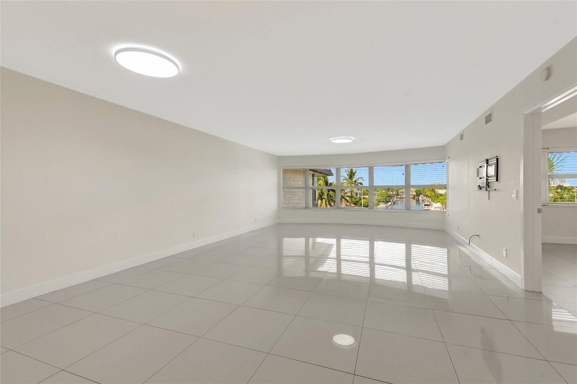 3121 NE 51st St #404E Fort Lauderdale, FL 33308