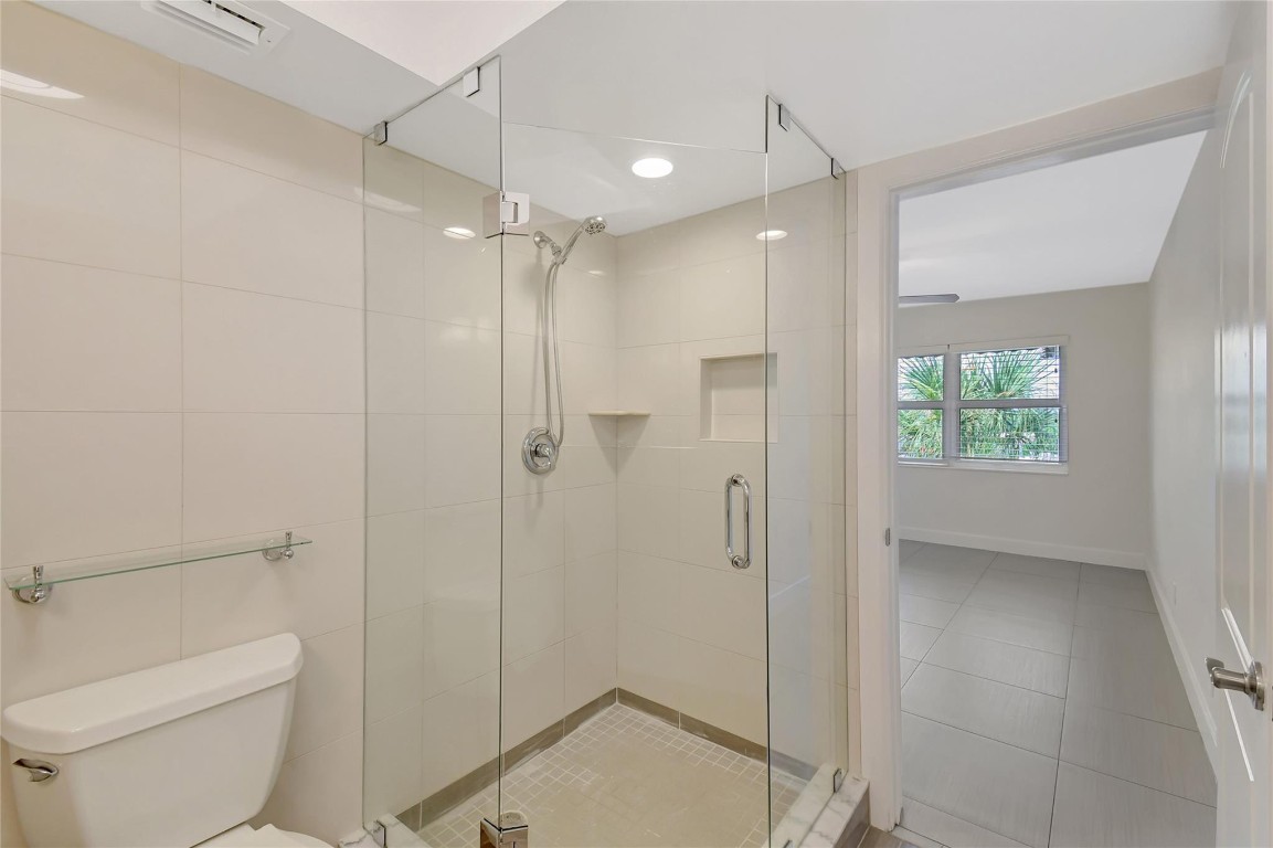 3121 NE 51st St #404E Fort Lauderdale, FL 33308