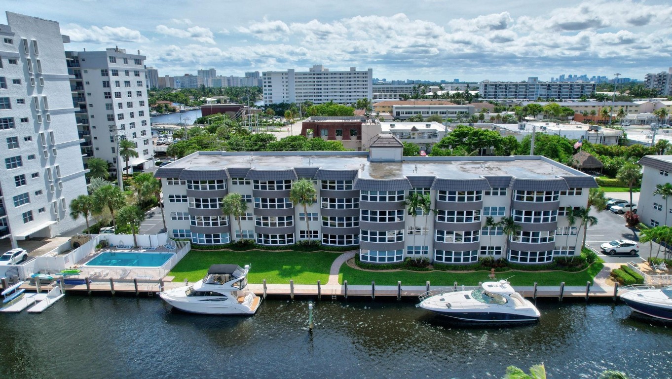 3121 NE 51st St #404E Fort Lauderdale, FL 33308