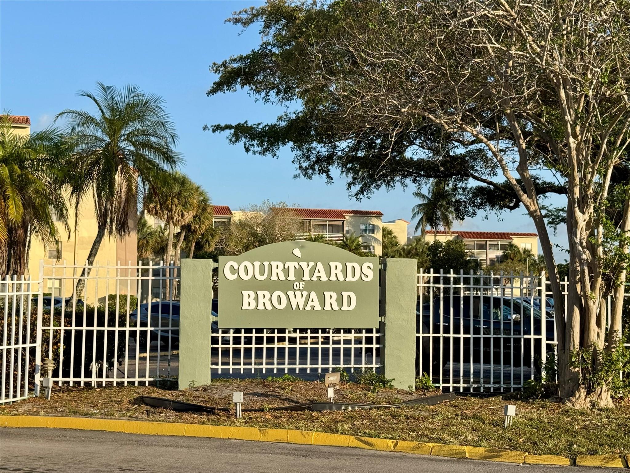 1800 N Lauderdale Ave #1307