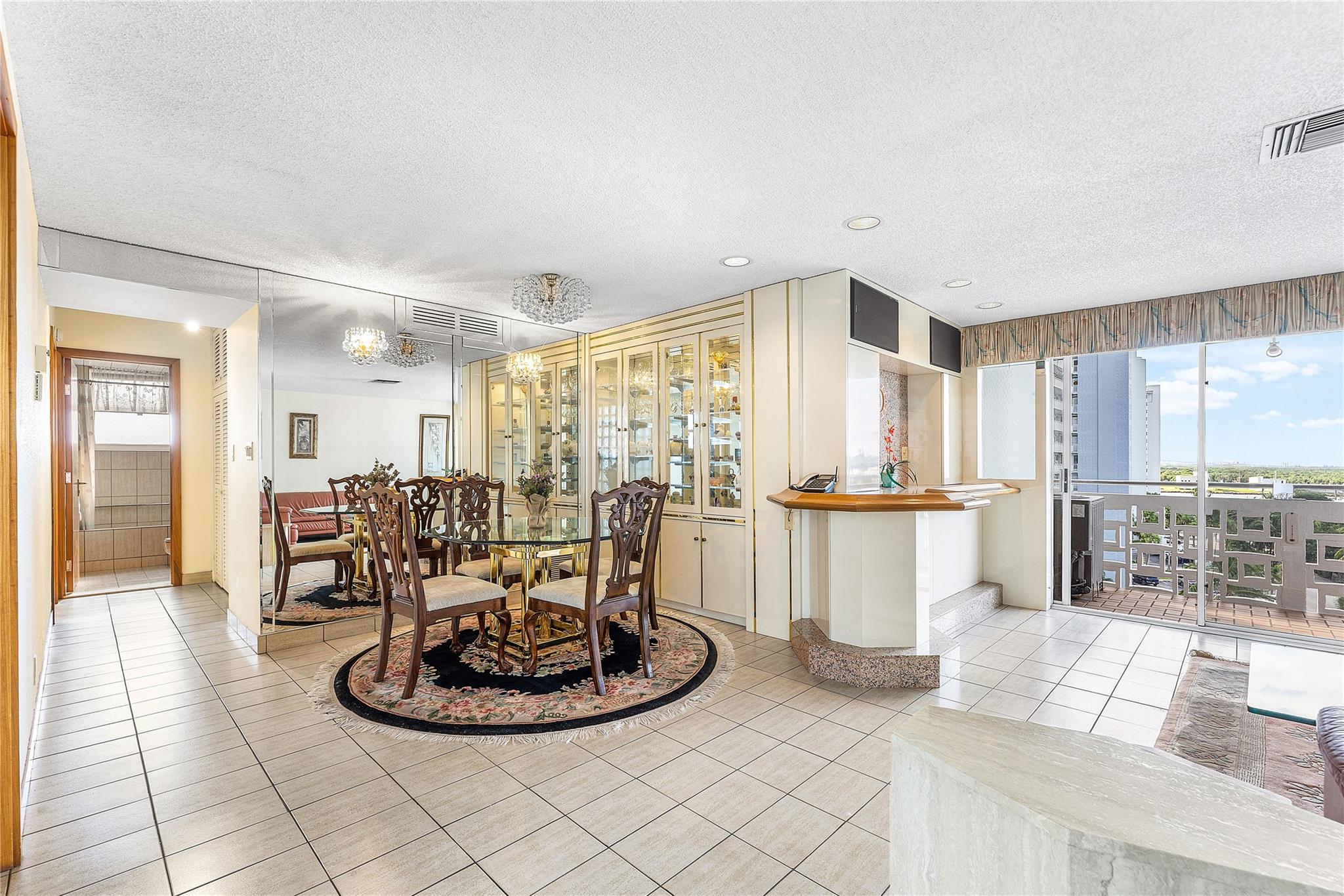 1900 S Ocean Dr #812 Fort Lauderdale, FL 33316