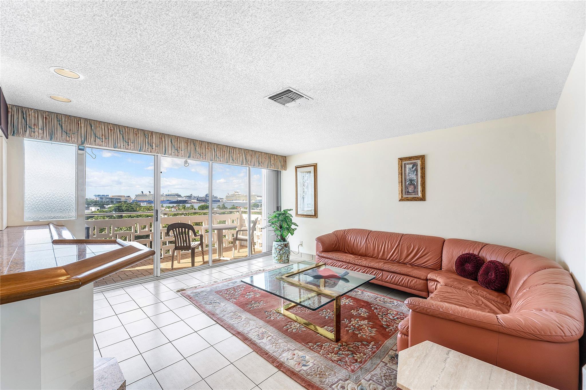 1900 S Ocean Dr #812 Fort Lauderdale, FL 33316
