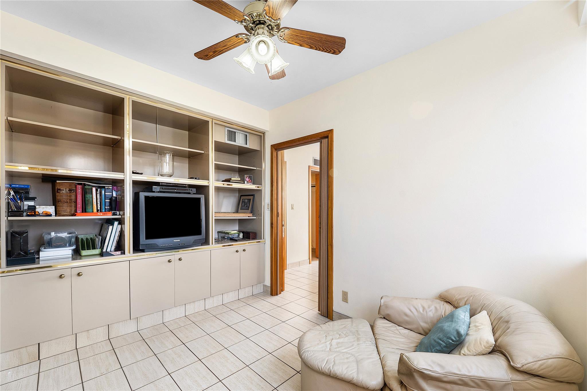 1900 S Ocean Dr #812 Fort Lauderdale, FL 33316