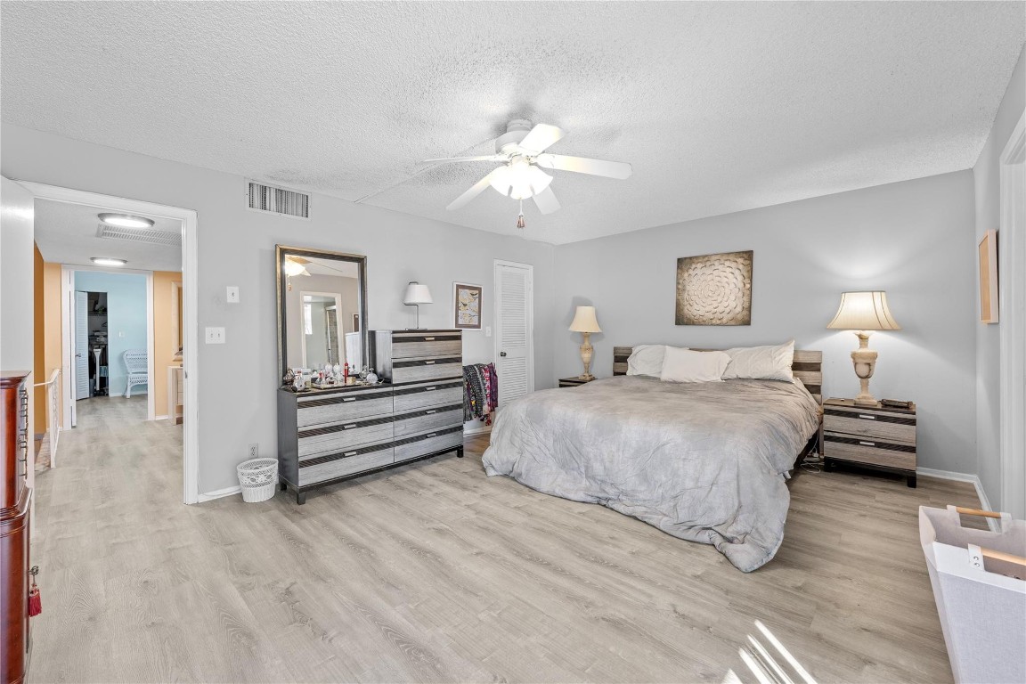 2212 NE 7th St Hallandale Beach, FL 33009