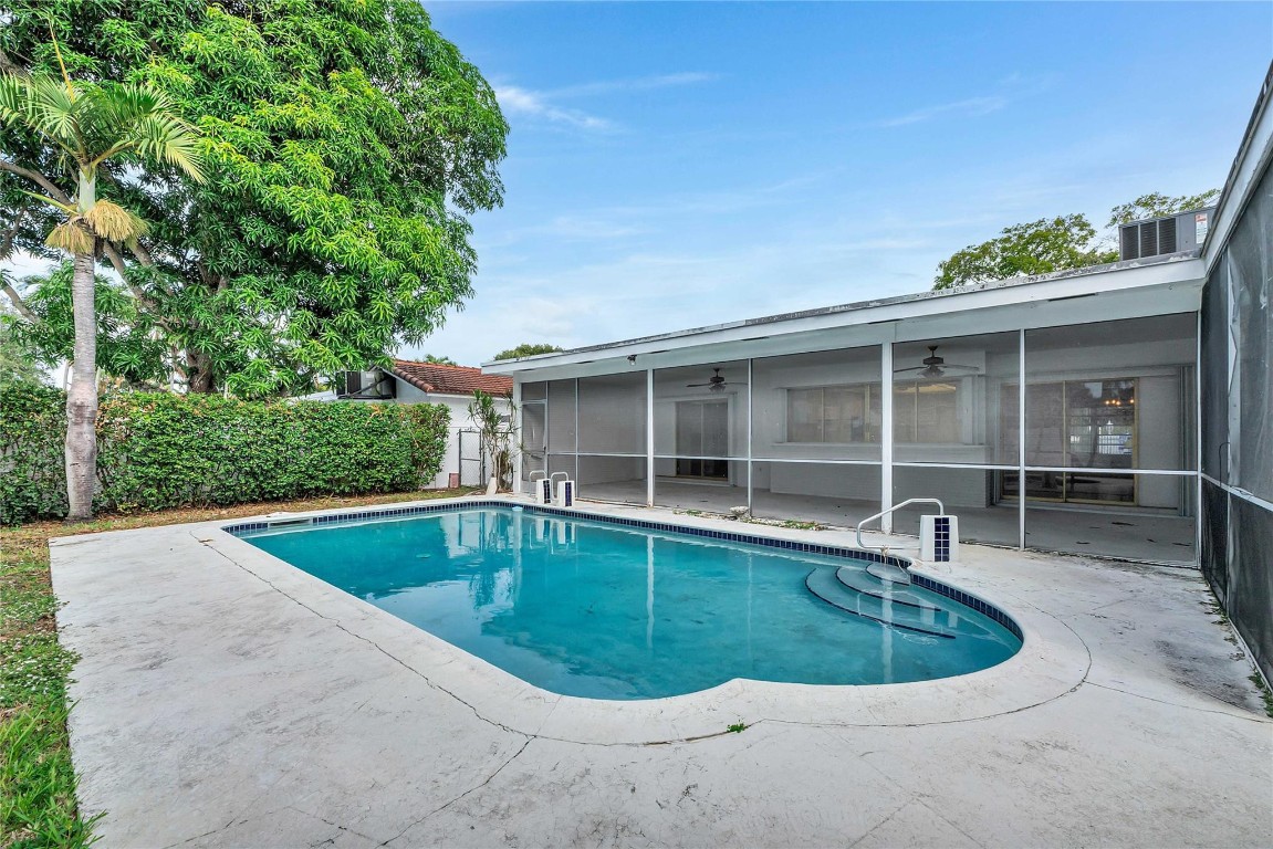 3440 N 46th Ave Hollywood, FL 33021