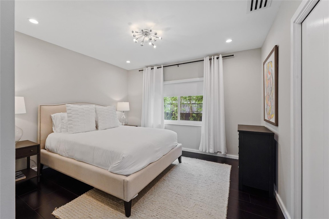 325 Seven Isles Dr Fort Lauderdale, FL 33301