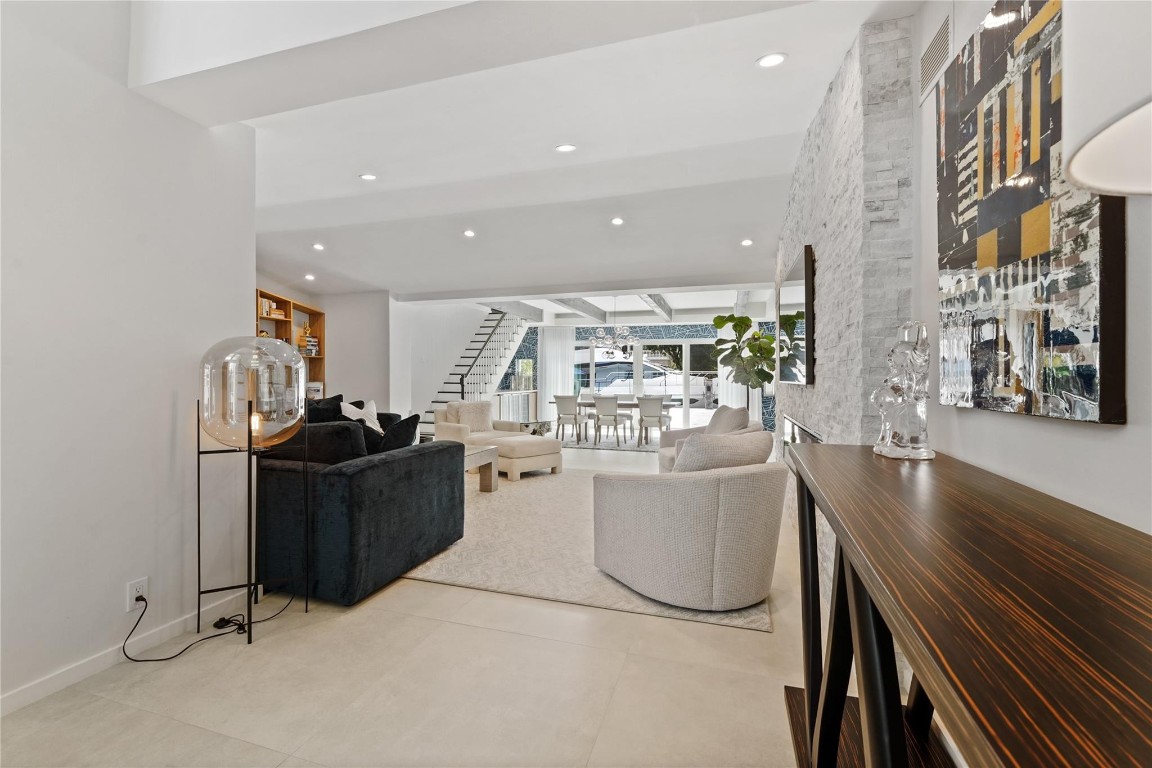 325 Seven Isles Dr Fort Lauderdale, FL 33301