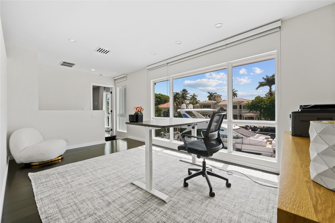 325 Seven Isles Dr Fort Lauderdale, FL 33301