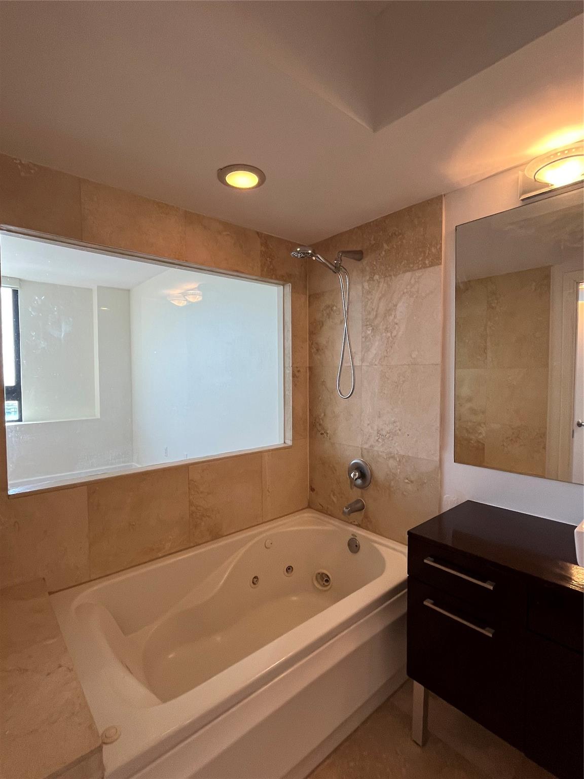 Undisclosed Address Miami Beach, FL 33139