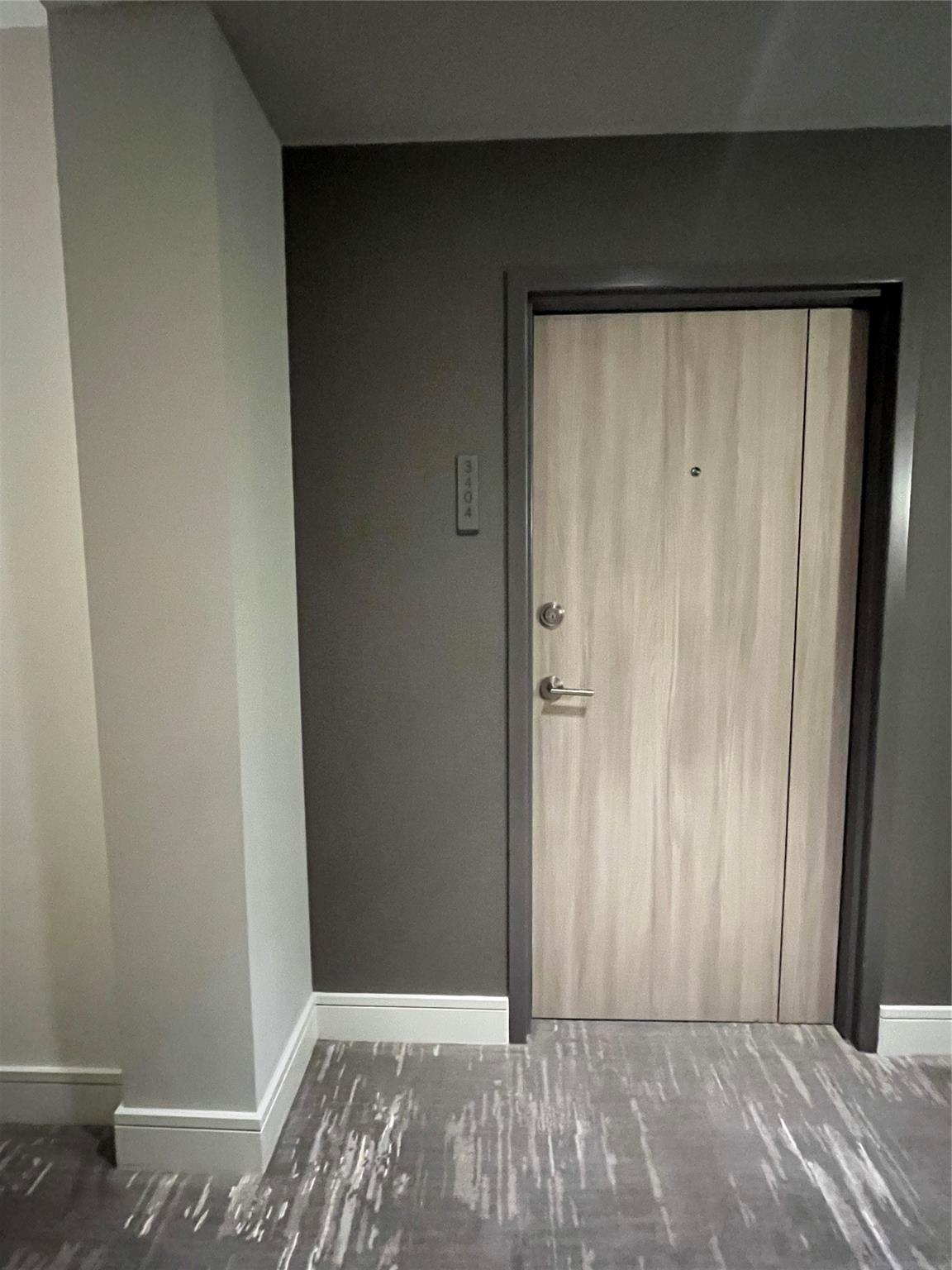 Undisclosed Address Miami Beach, FL 33139