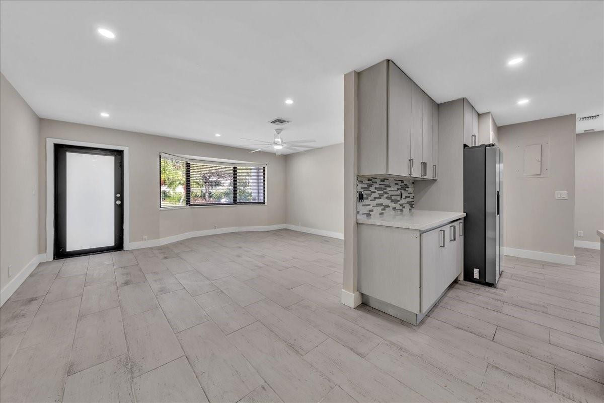 1004 Johnson St Hollywood, FL 33019