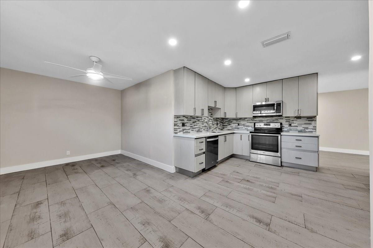 1004 Johnson St Hollywood, FL 33019