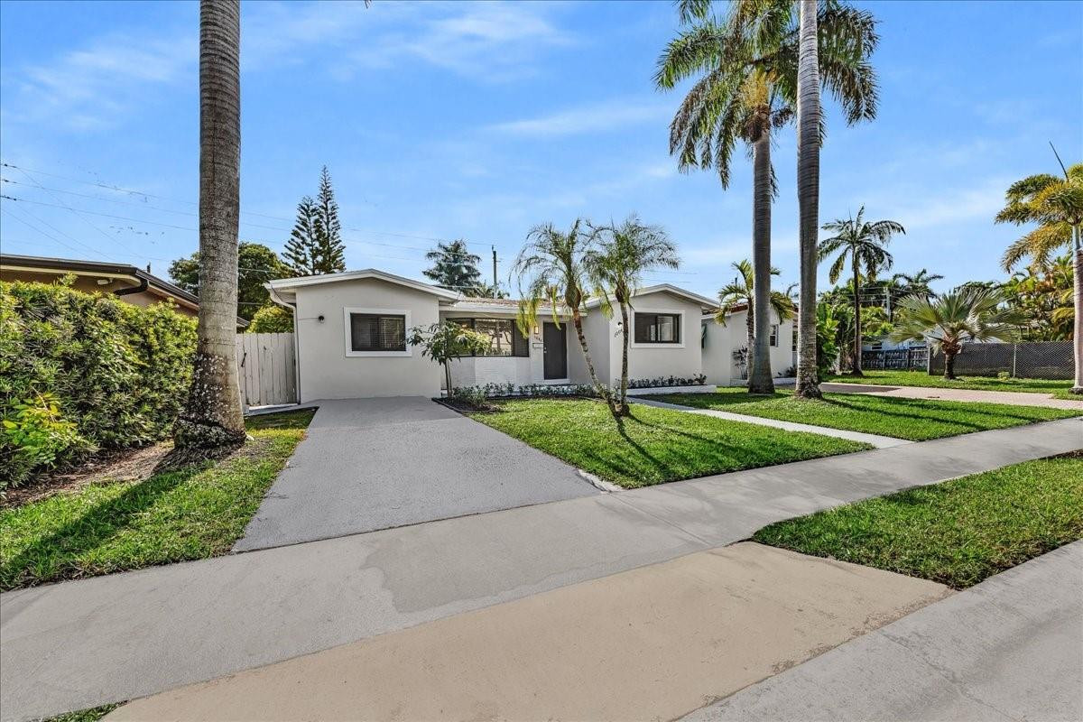 1004 Johnson St Hollywood, FL 33019