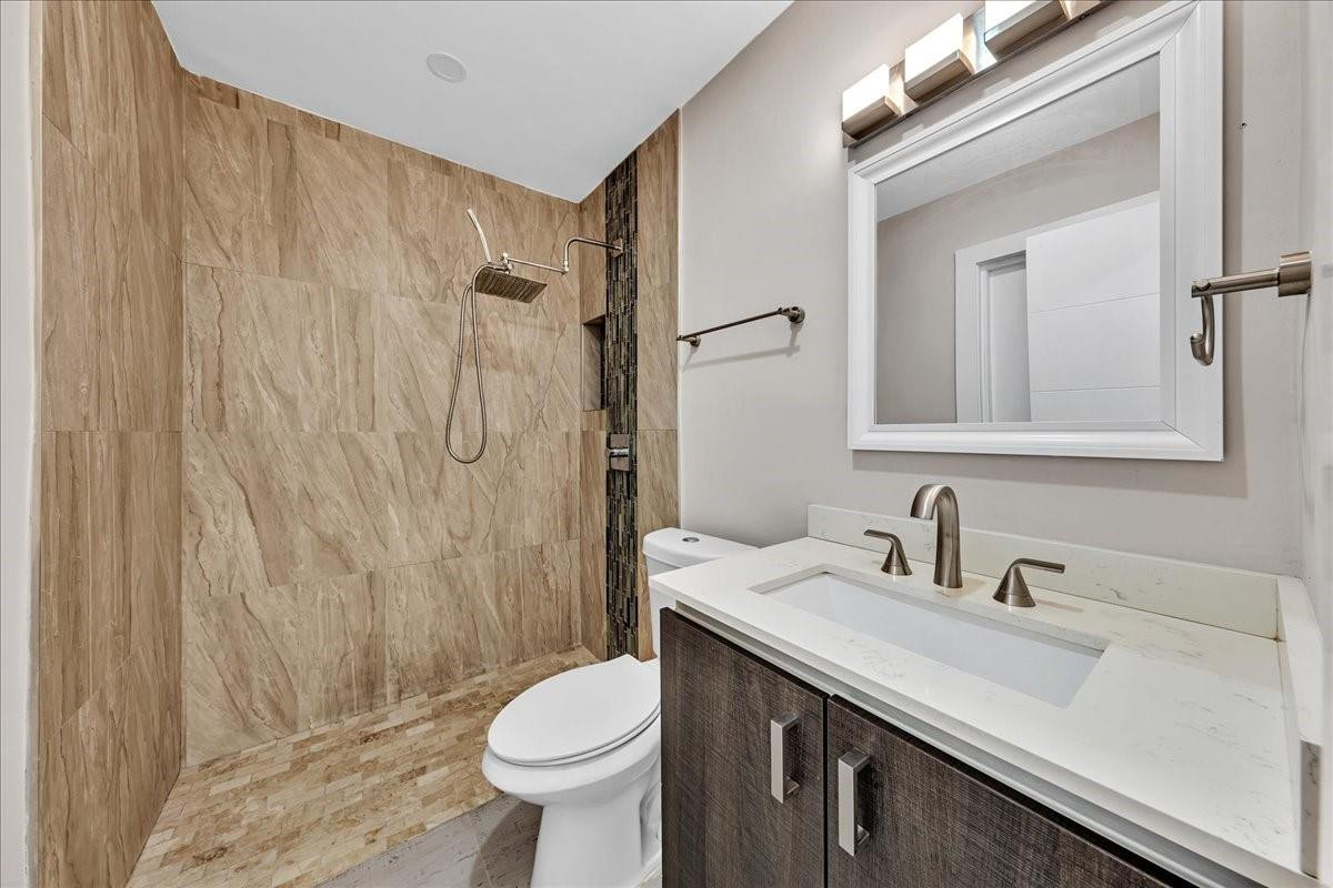 1004 Johnson St Hollywood, FL 33019