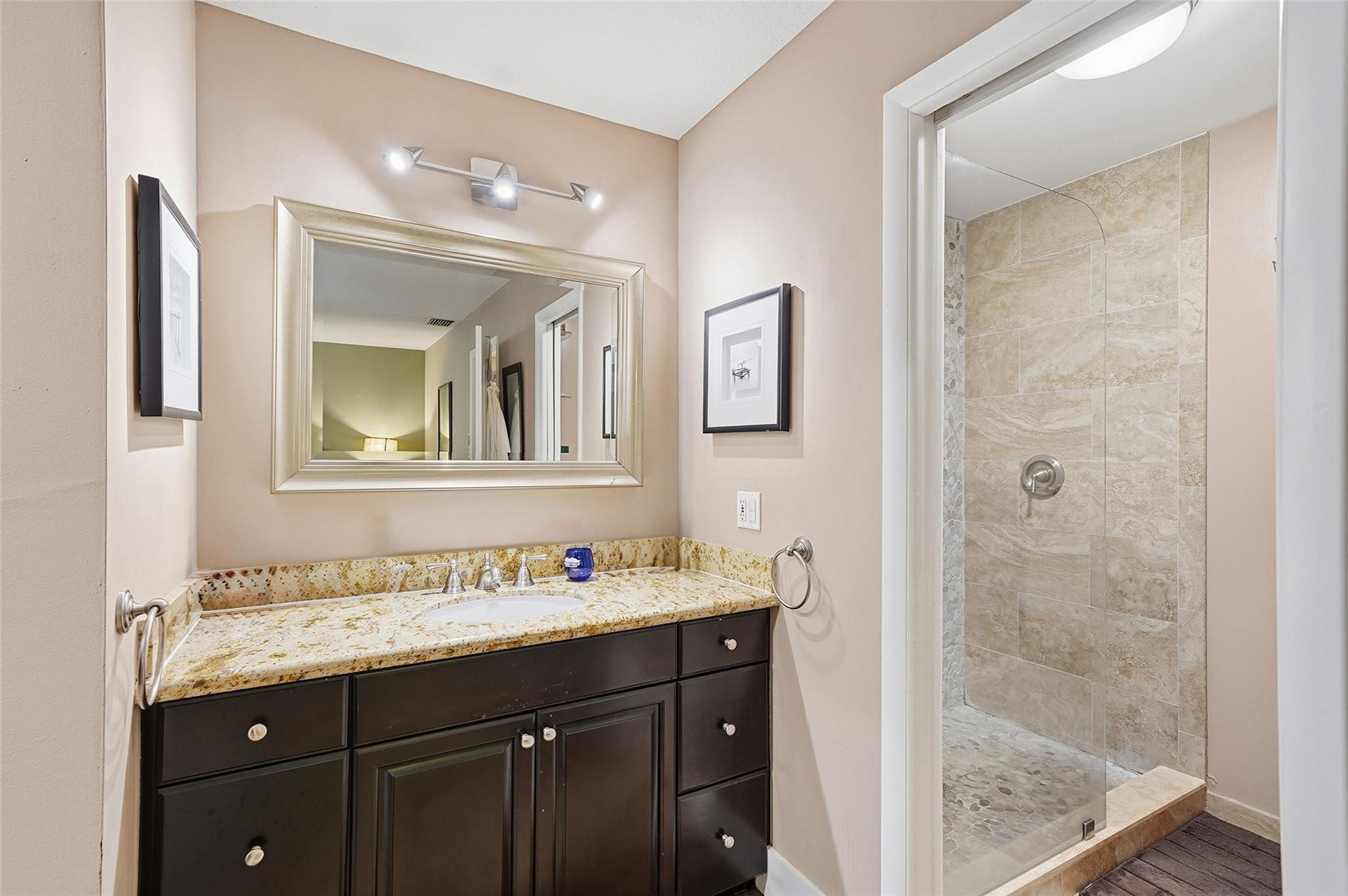 261 NE 16th #305 Fort Lauderdale, FL 33305