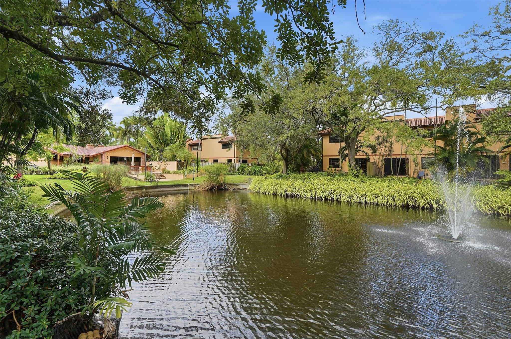 261 NE 16th #305 Fort Lauderdale, FL 33305