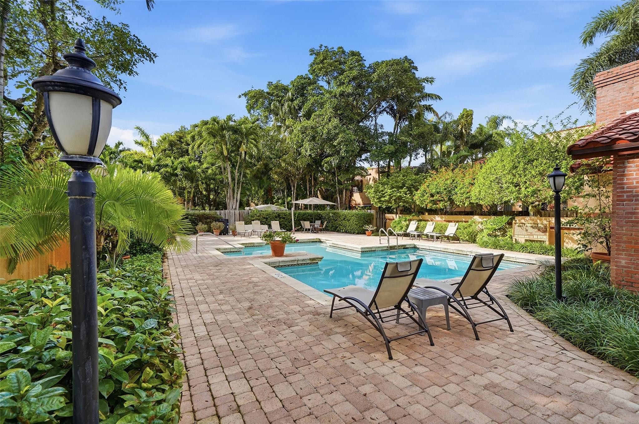 261 NE 16th #305 Fort Lauderdale, FL 33305