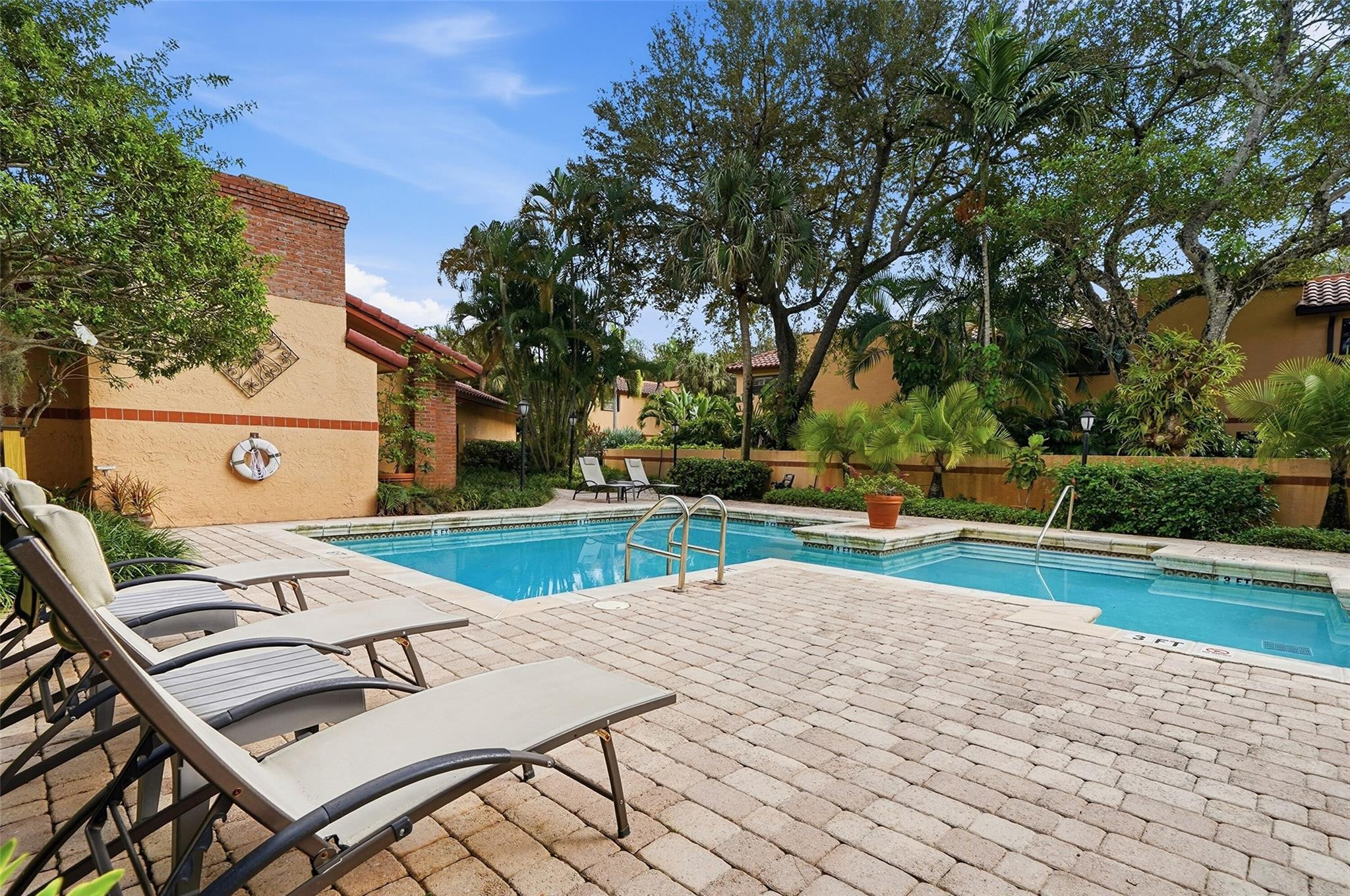 261 NE 16th #305 Fort Lauderdale, FL 33305