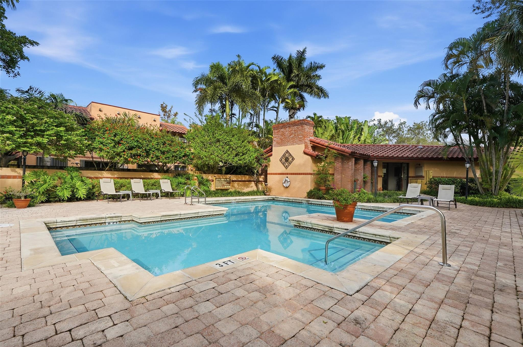 261 NE 16th #305 Fort Lauderdale, FL 33305