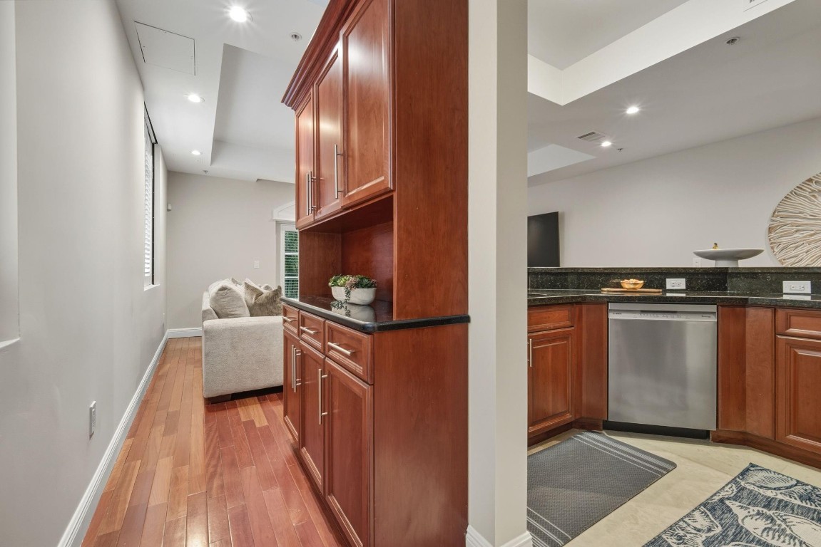 1121 Madruga #201 Coral Gables, FL 33146