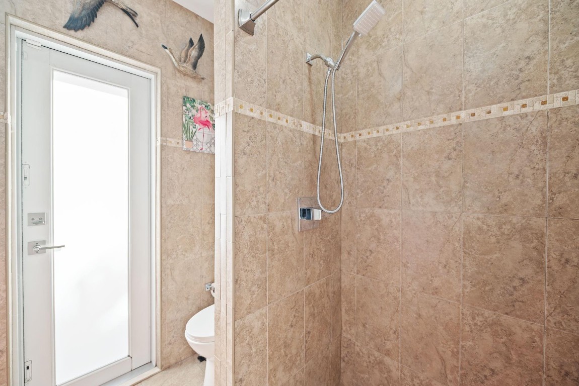 6320 Pent Miami Lakes, FL 33014