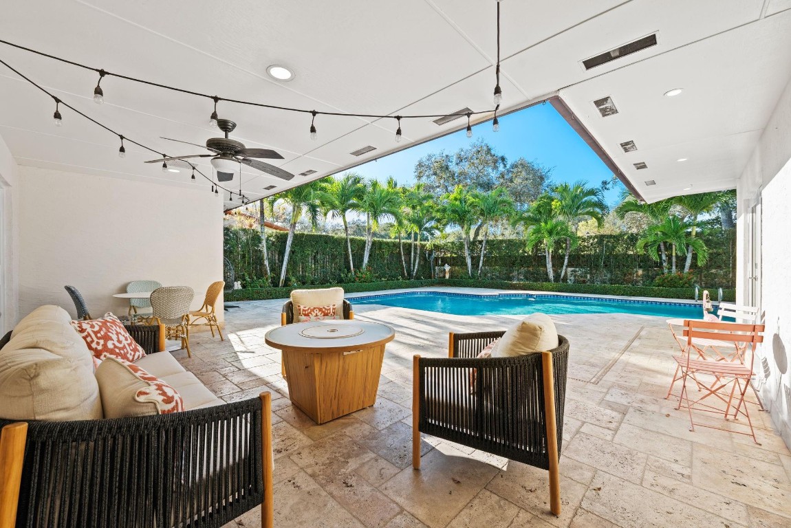 6320 Pent Miami Lakes, FL 33014