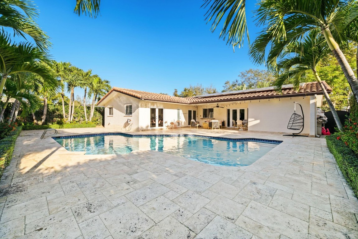 6320 Pent Miami Lakes, FL 33014