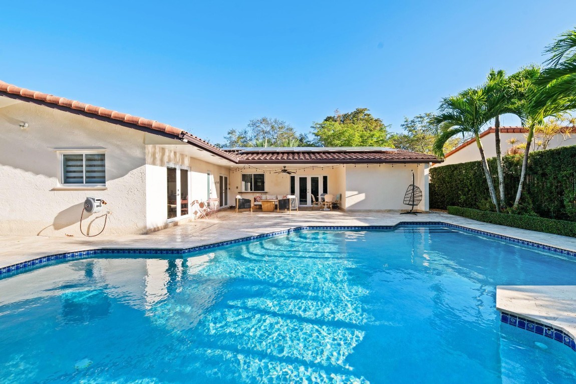 6320 Pent Miami Lakes, FL 33014