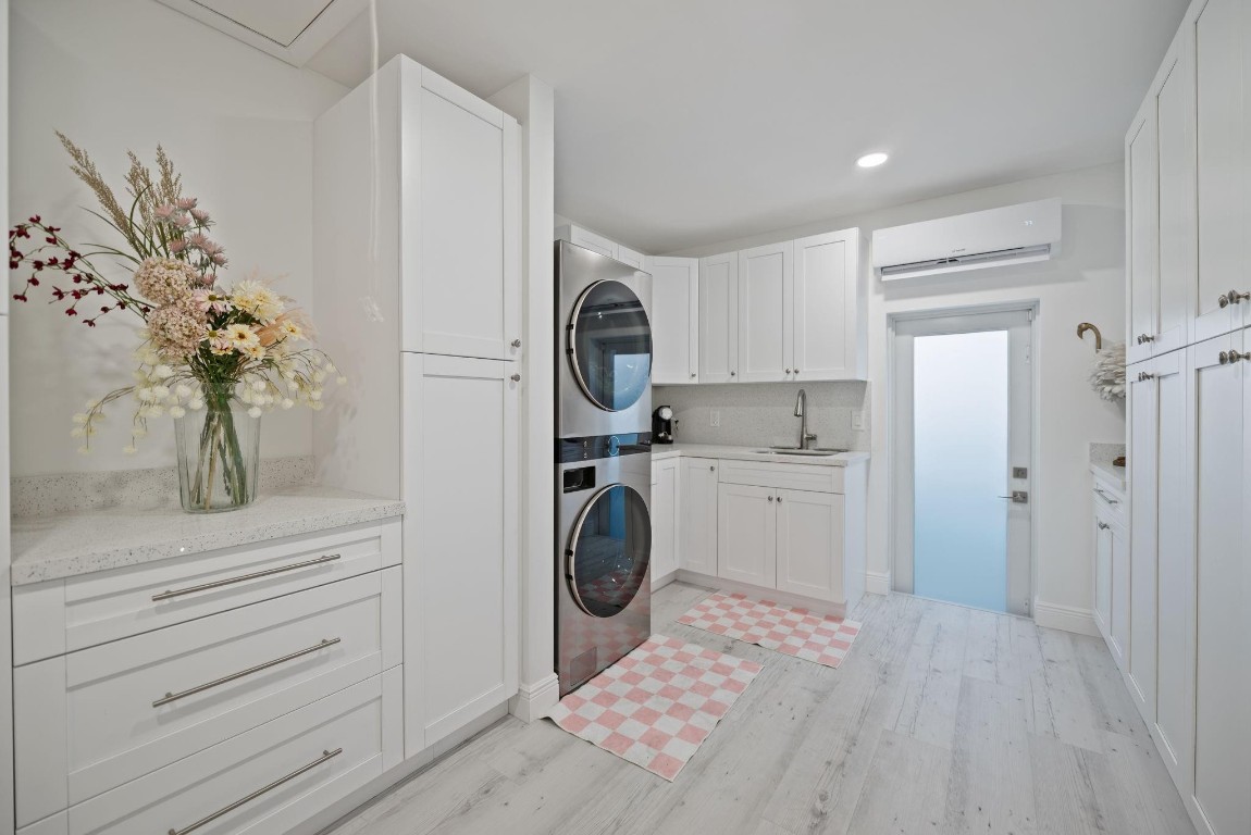 6320 Pent Miami Lakes, FL 33014