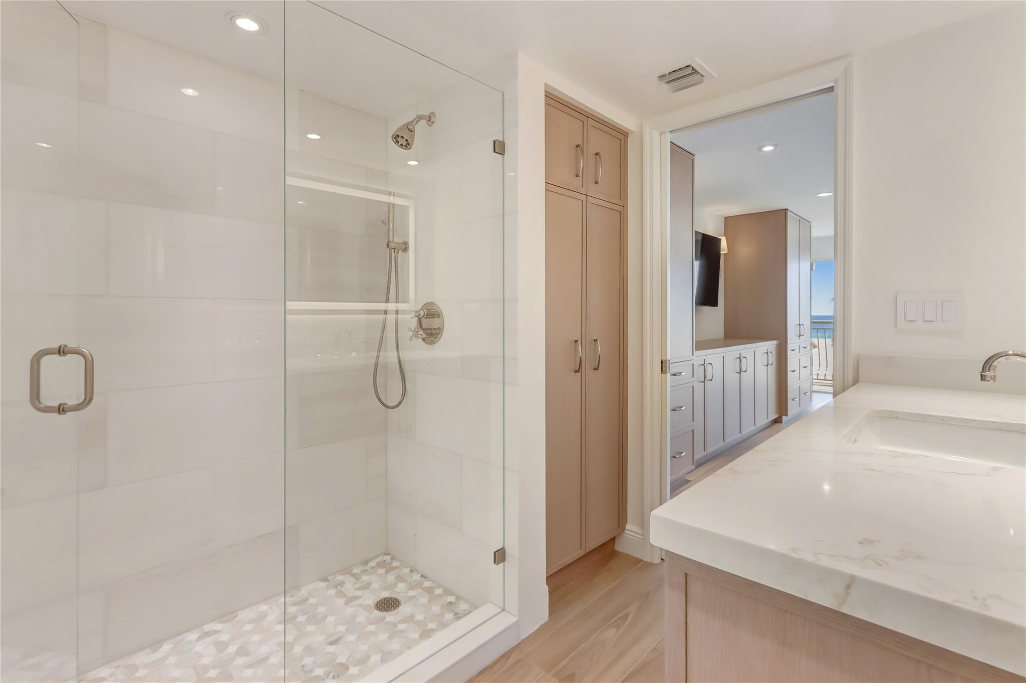 1710 S Ocean #202 Fort Lauderdale, FL 33316