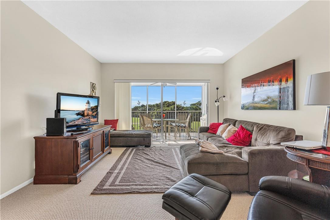 3100 N Palm Aire #406 Pompano Beach, FL 33069