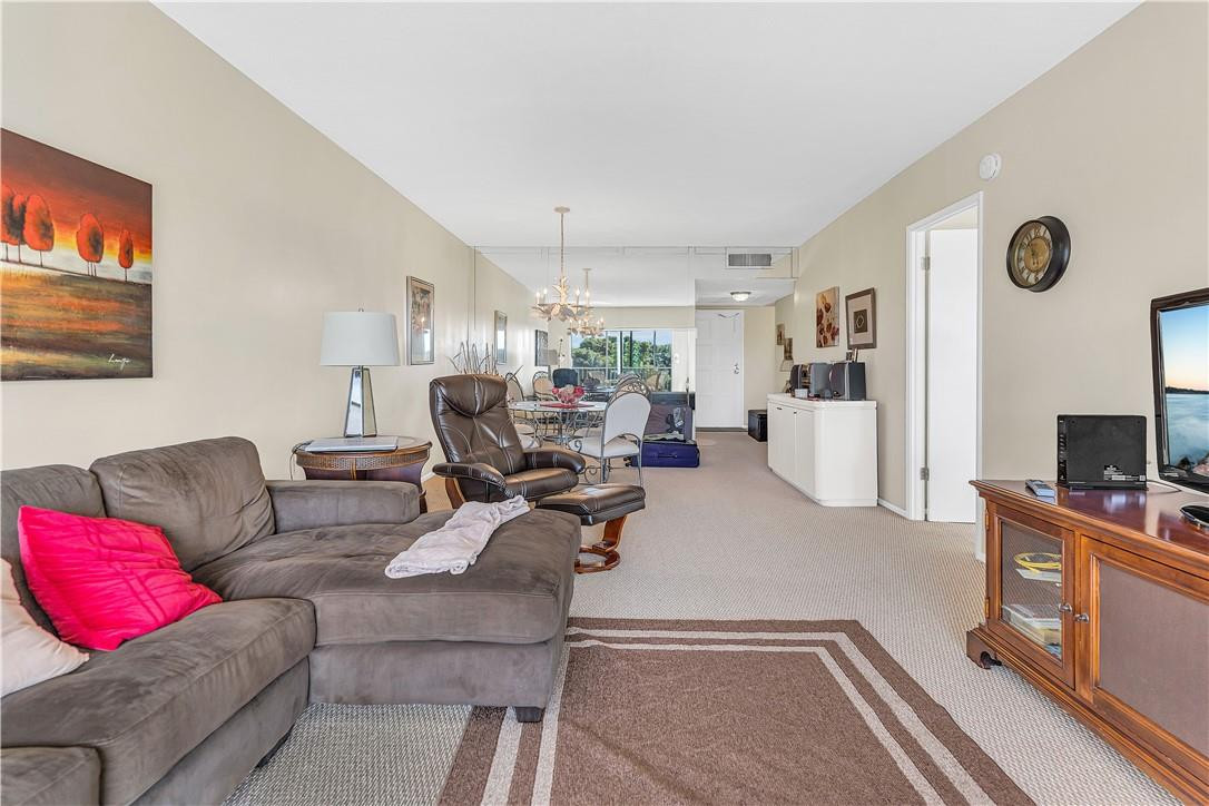 3100 N Palm Aire #406 Pompano Beach, FL 33069