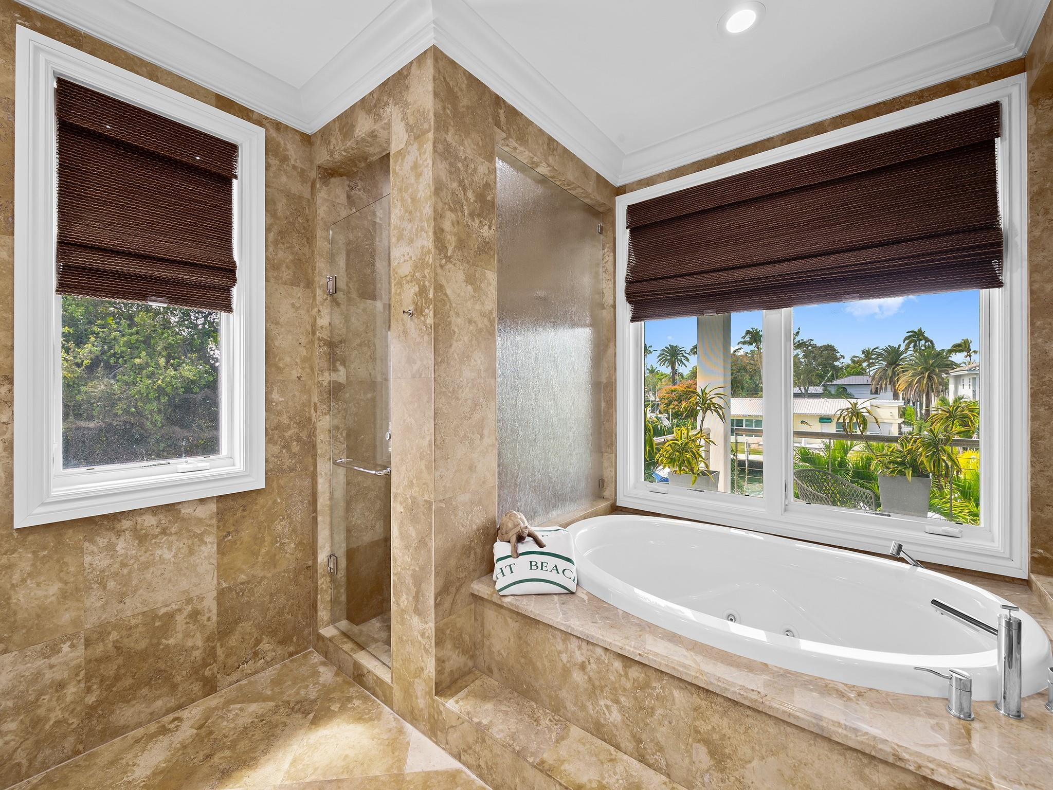 717 Solar Isle Fort Lauderdale, FL 33301