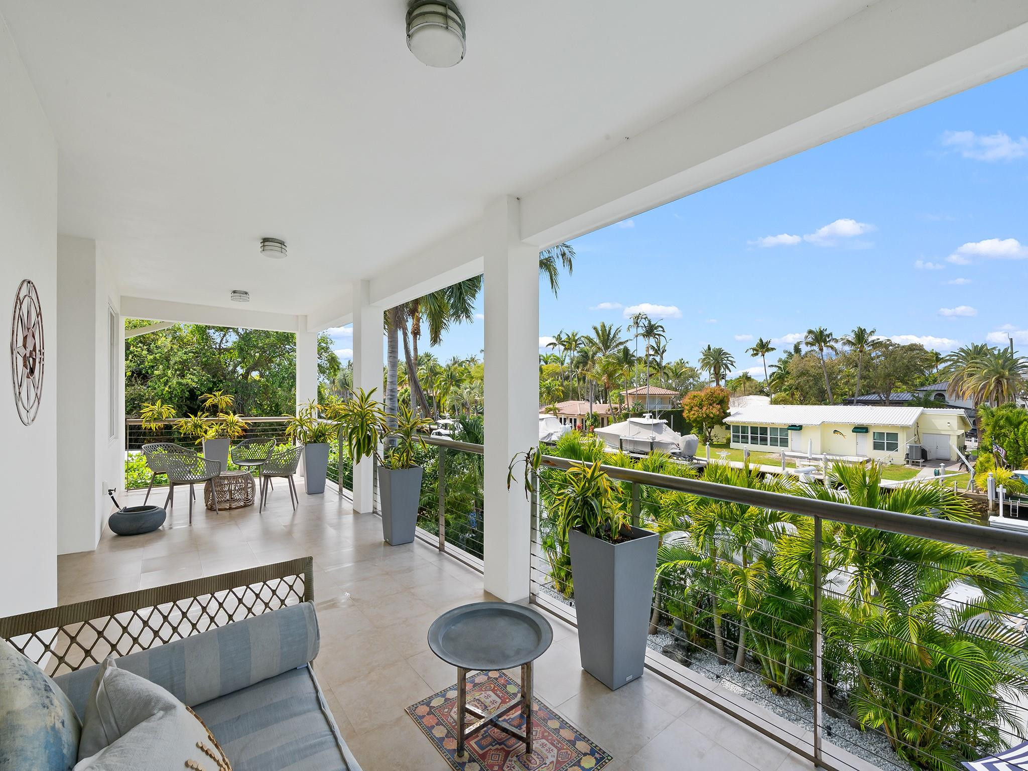 717 Solar Isle Fort Lauderdale, FL 33301