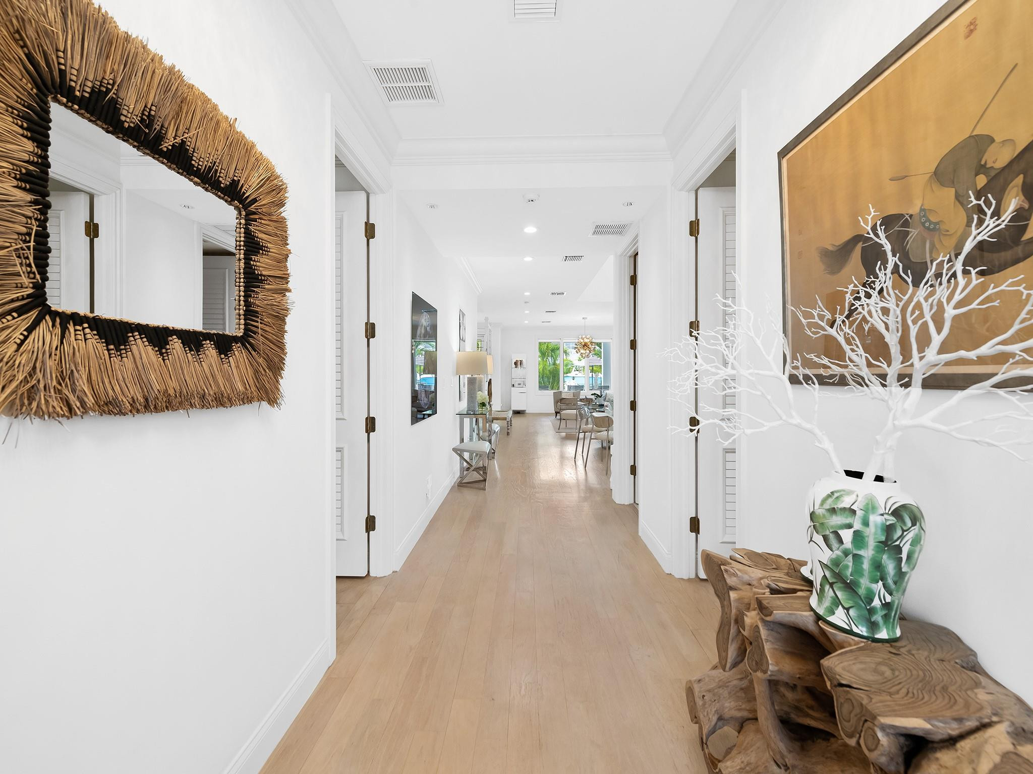 717 Solar Isle Fort Lauderdale, FL 33301