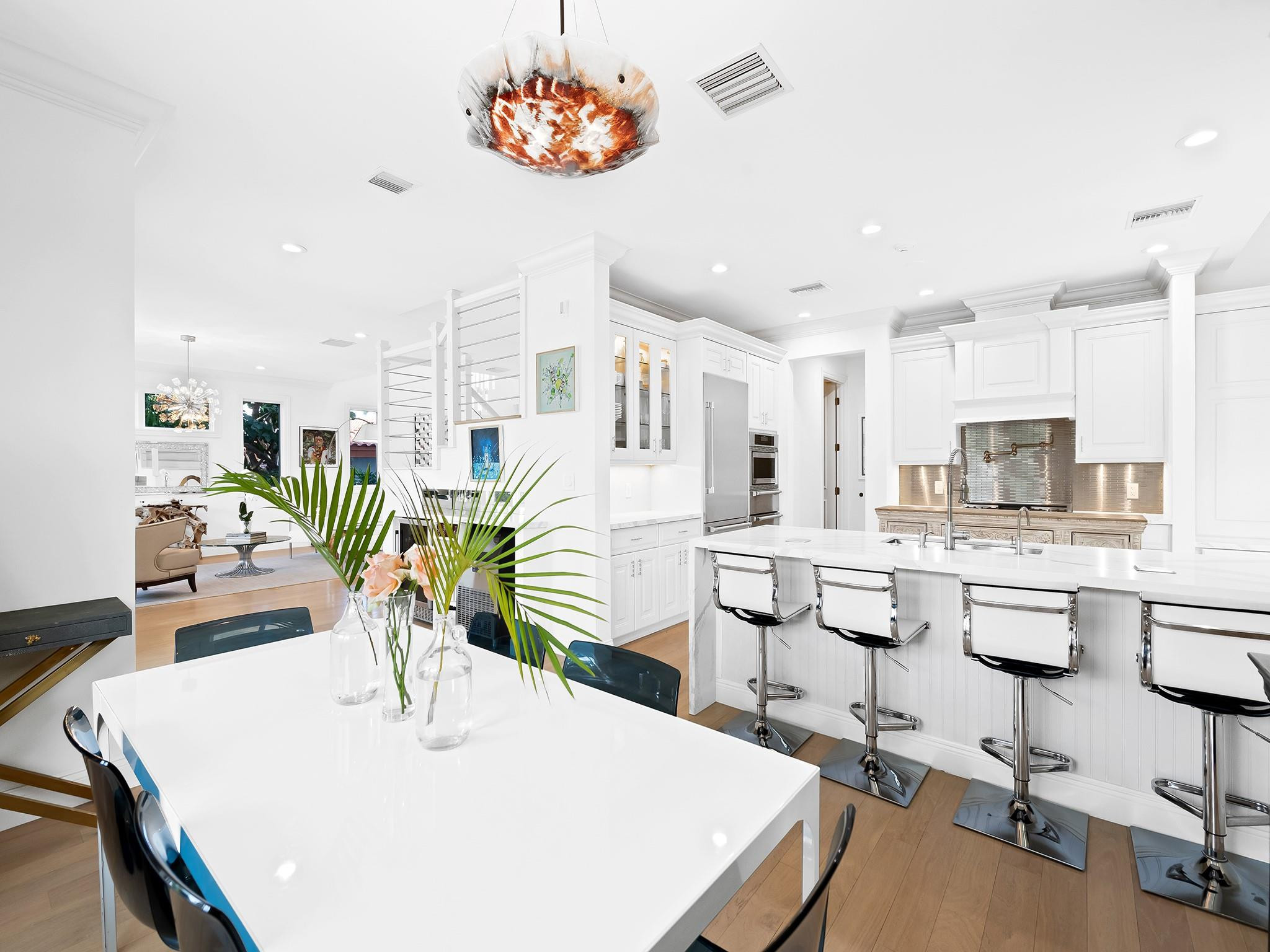 717 Solar Isle Fort Lauderdale, FL 33301