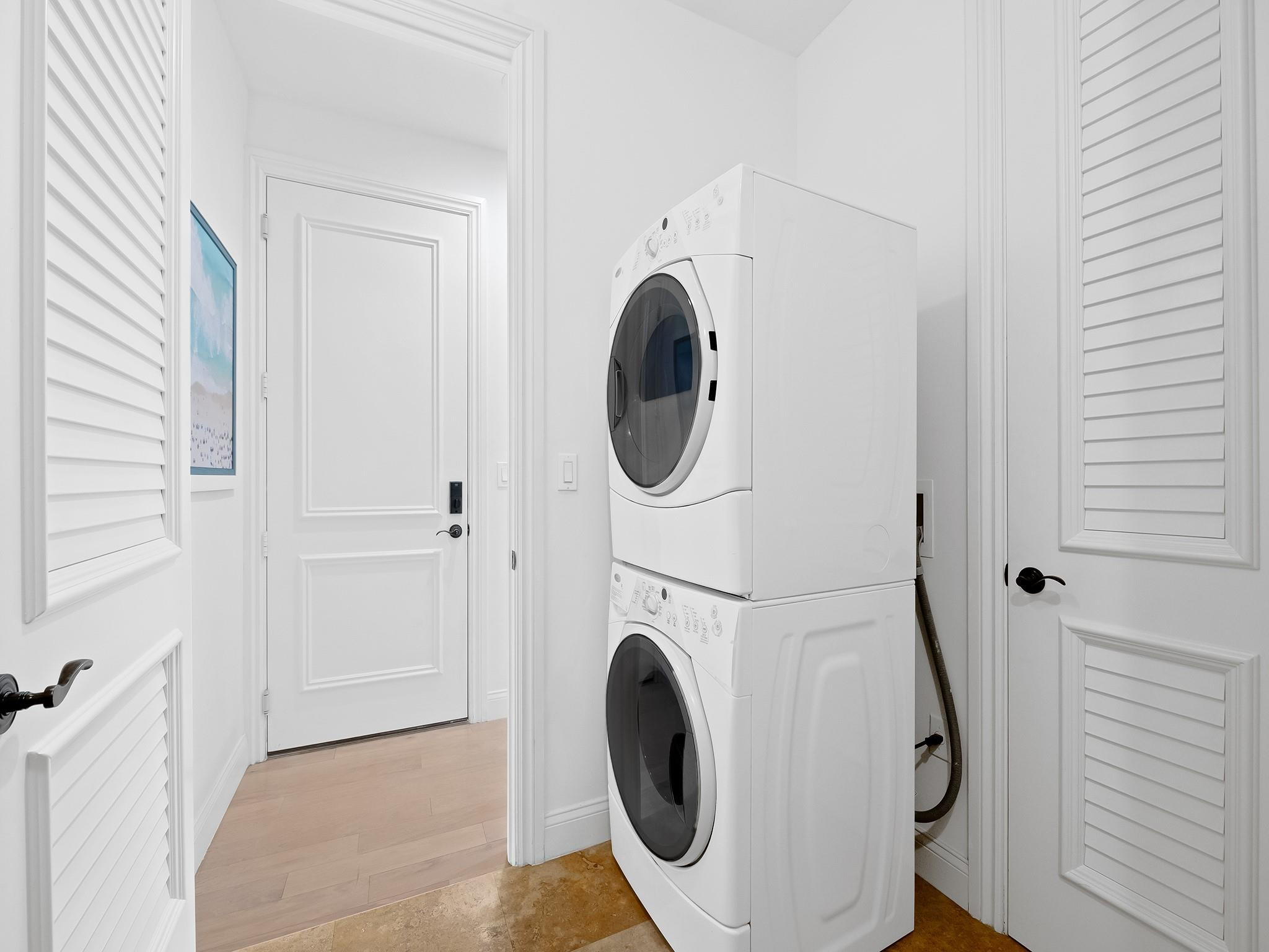 717 Solar Isle Fort Lauderdale, FL 33301