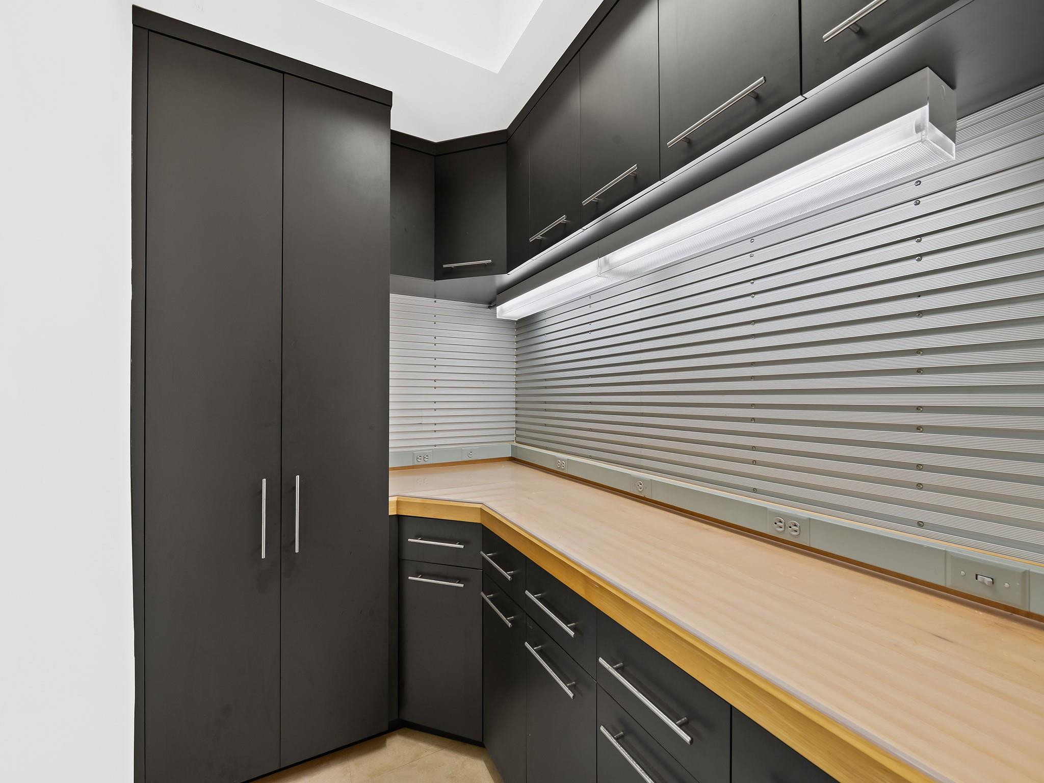 717 Solar Isle Fort Lauderdale, FL 33301