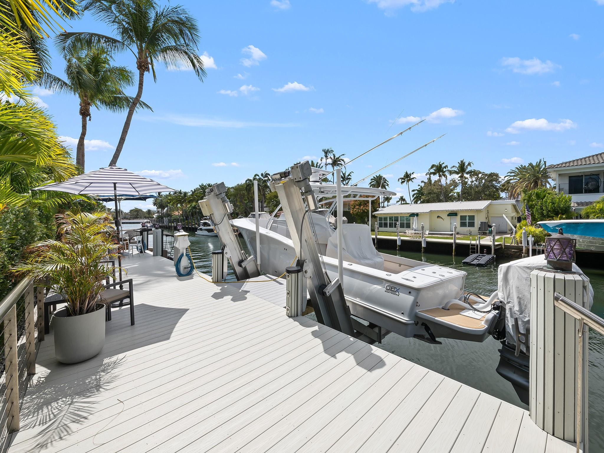 717 Solar Isle Fort Lauderdale, FL 33301