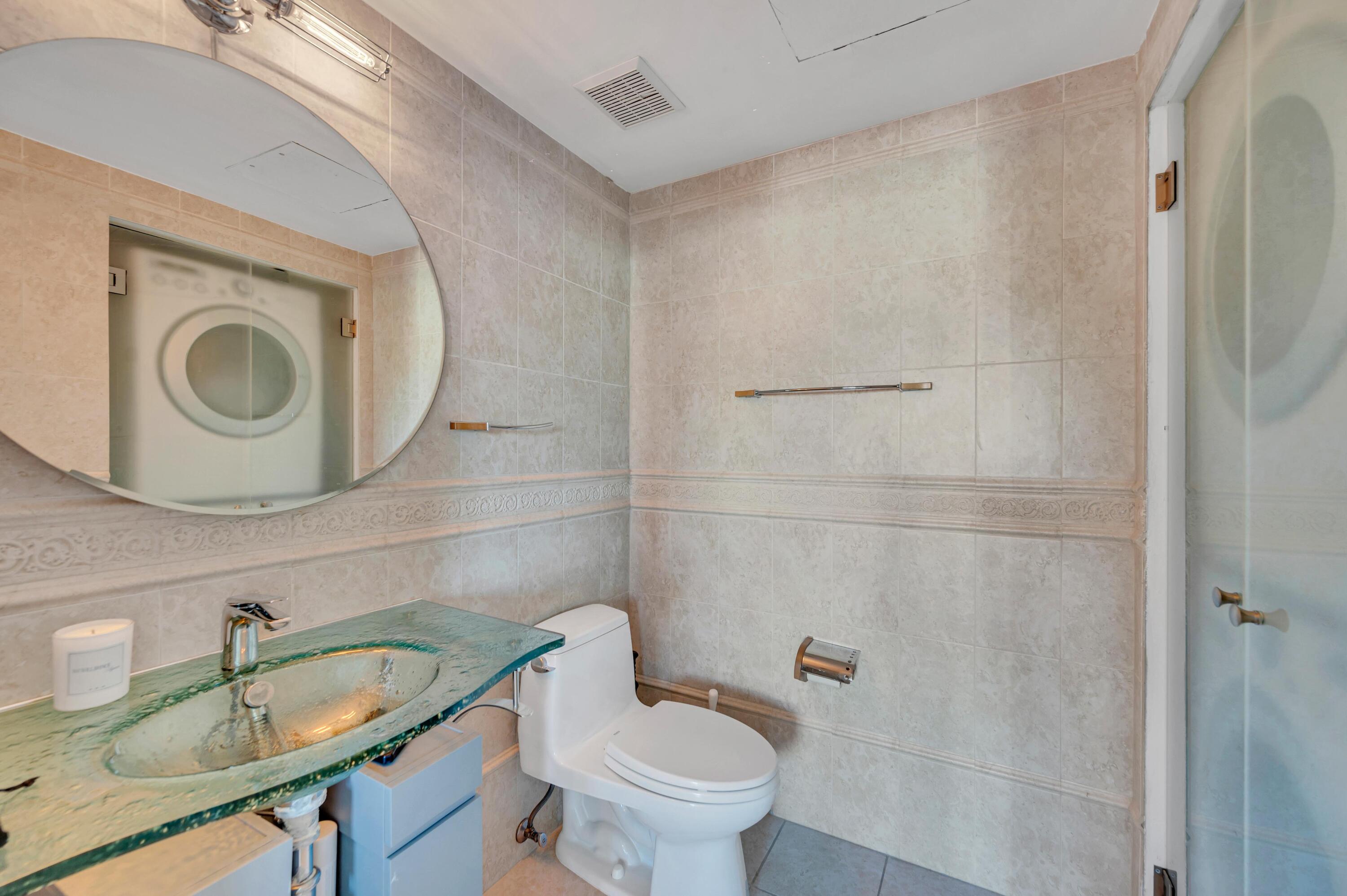 image The Cosmopolitan72