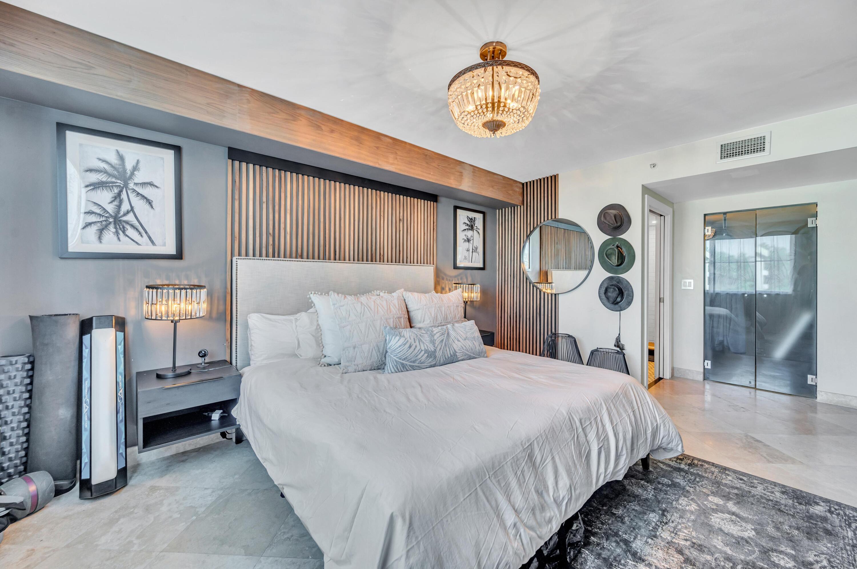 image The Cosmopolitan77