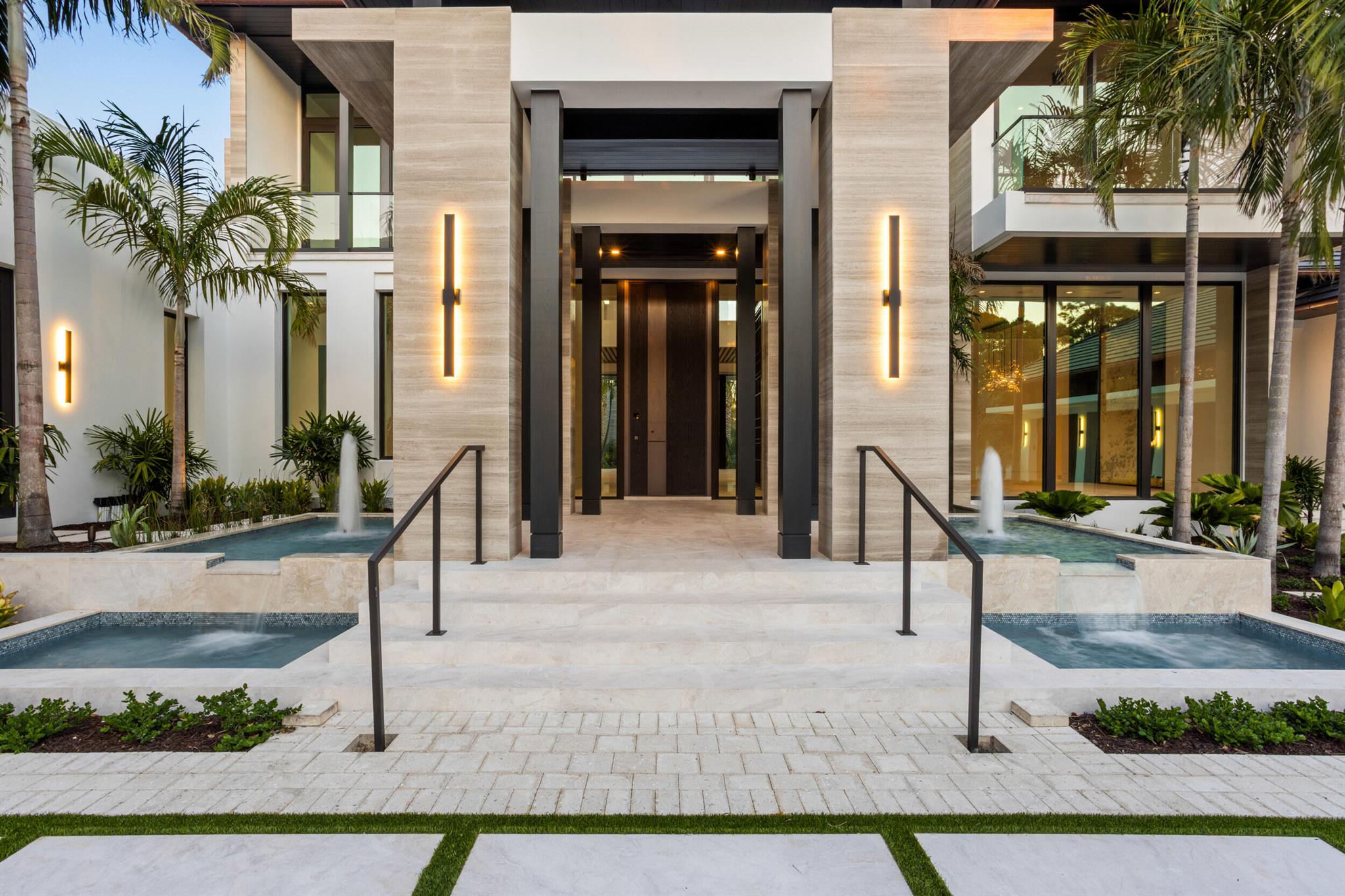 228 Bears Clb Dr Jupiter, FL 33477