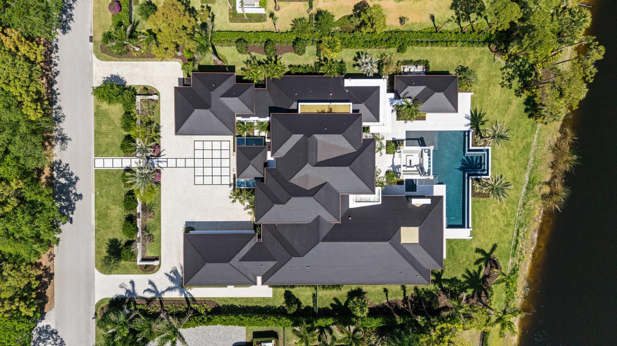 228 Bears Clb Dr Jupiter, FL 33477