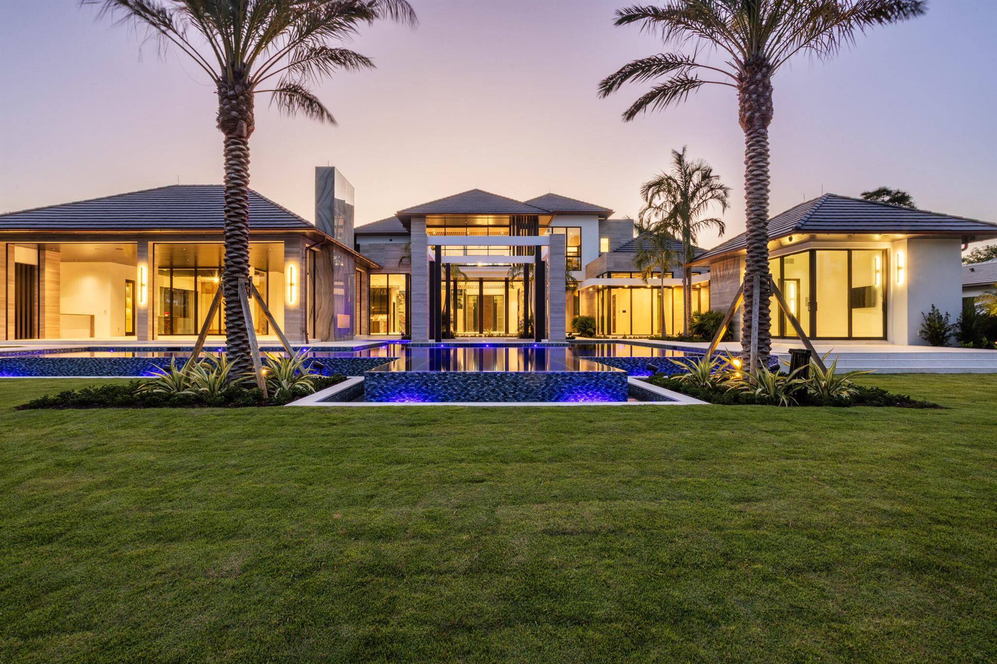 228 Bears Clb Dr Jupiter, FL 33477