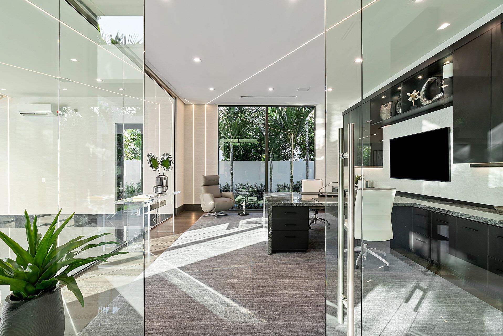 372 E Alexander Palm Rd Boca Raton, FL 33432