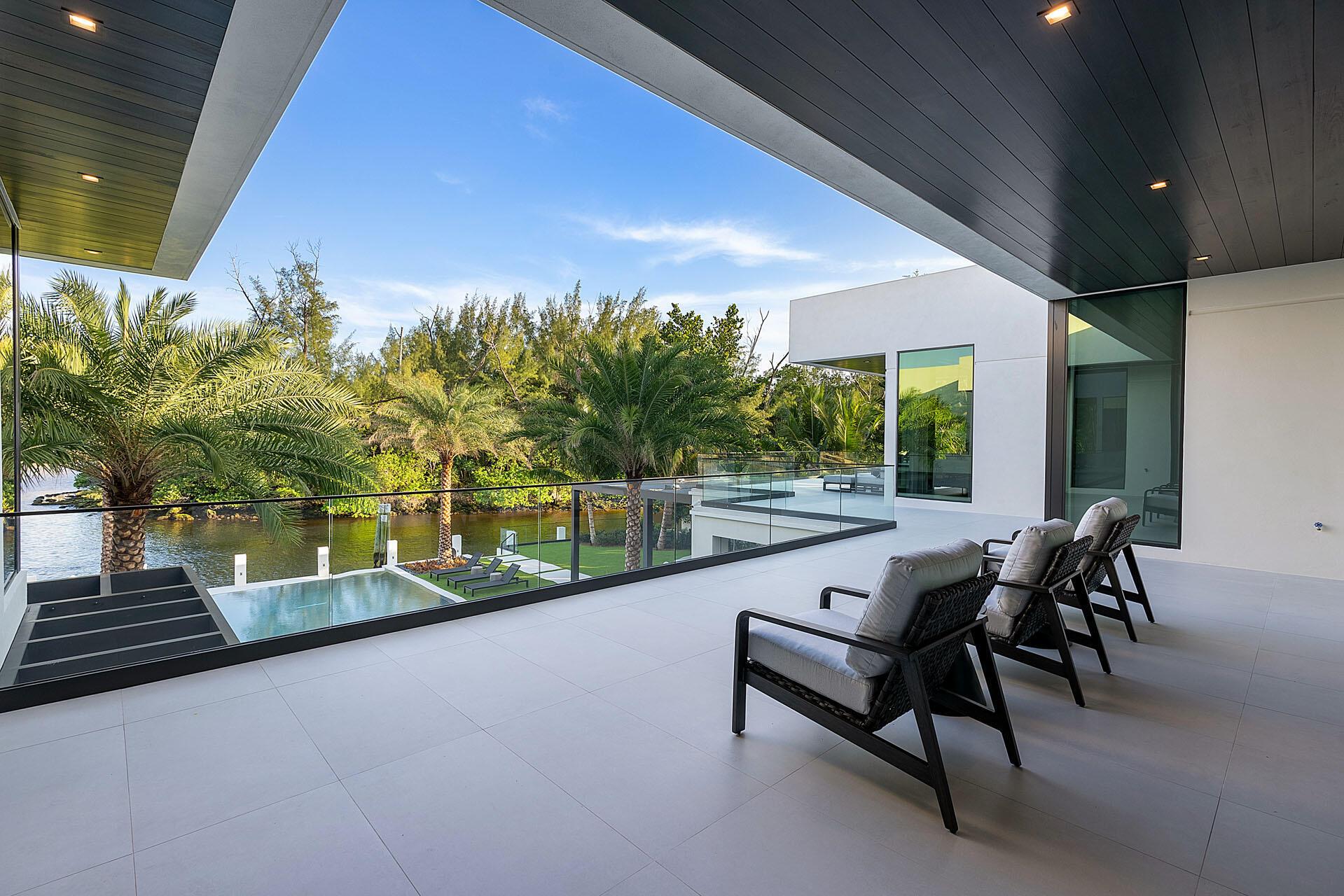 372 E Alexander Palm Rd Boca Raton, FL 33432