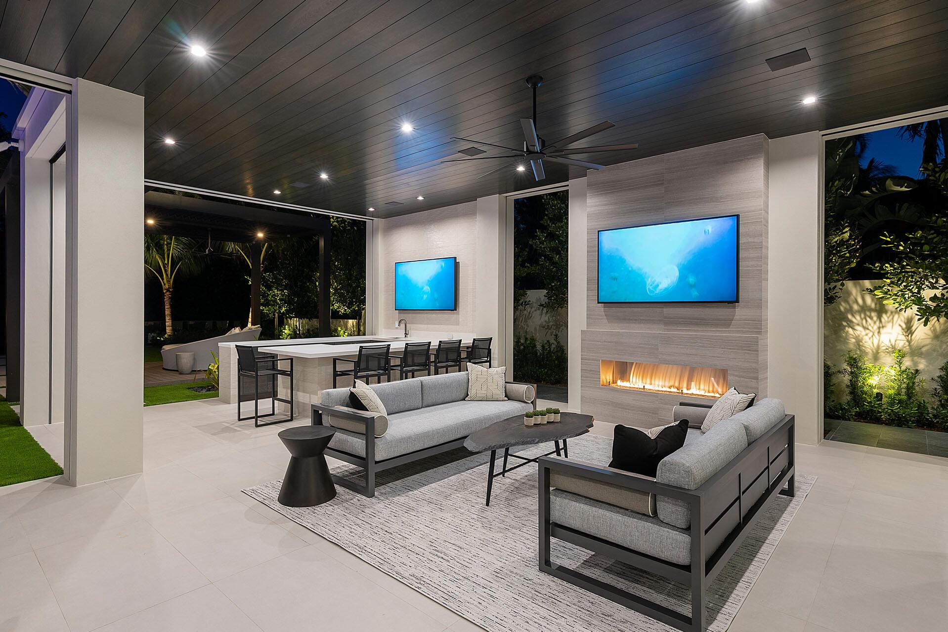 372 E Alexander Palm Rd Boca Raton, FL 33432