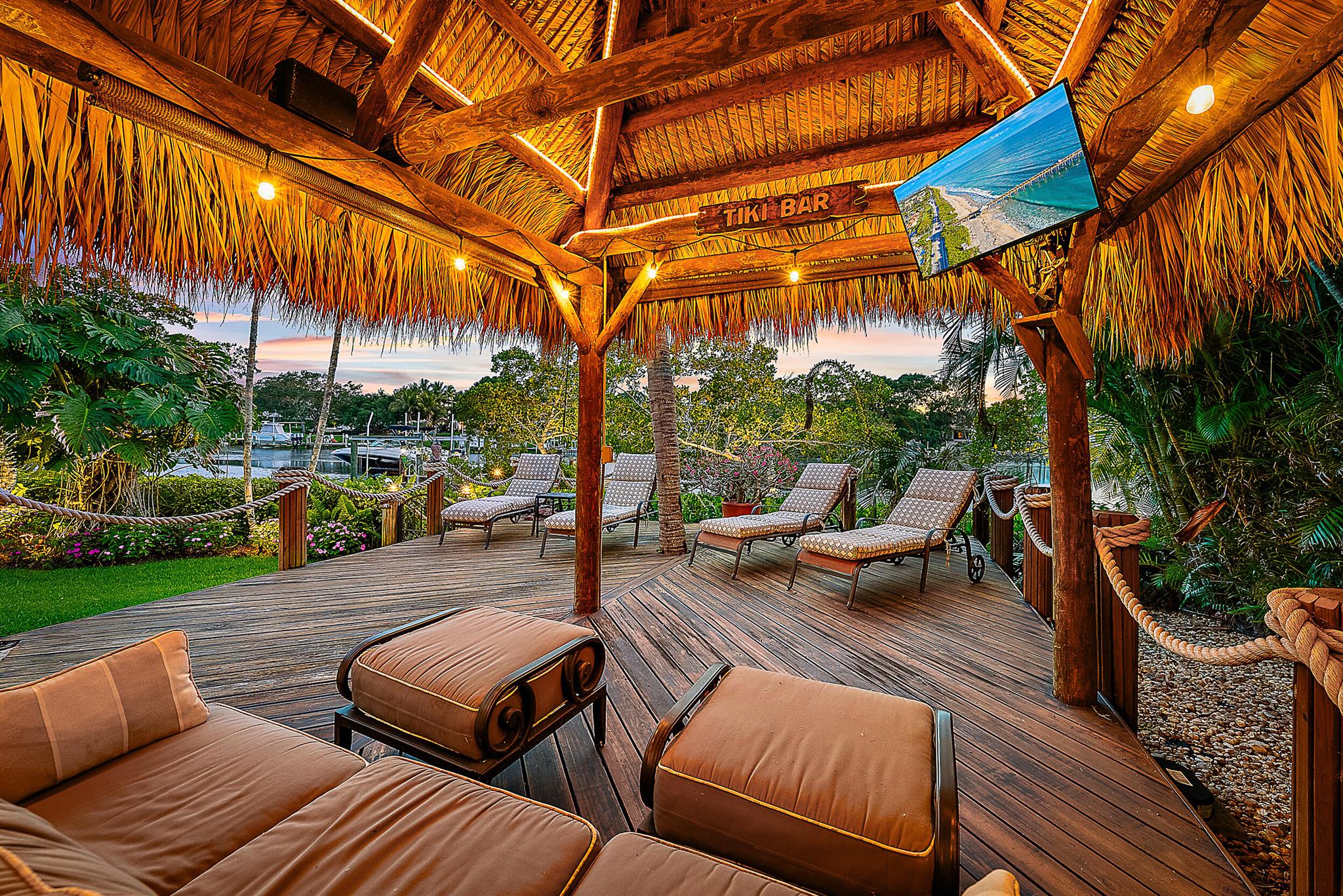 19028 SE Windward Is Ln Jupiter, FL 33458